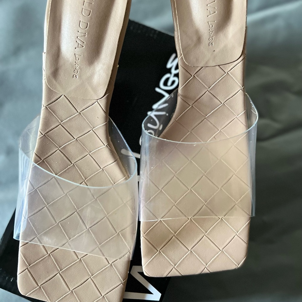 Size 10 shoes- never worn